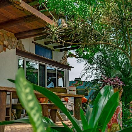 Kokrobite Gardens Restaurant And Guest House Esterno foto