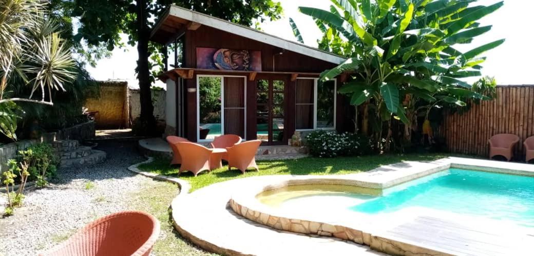Kokrobite Gardens Restaurant And Guest House Esterno foto