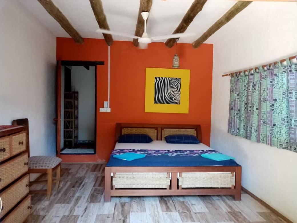Kokrobite Gardens Restaurant And Guest House Esterno foto