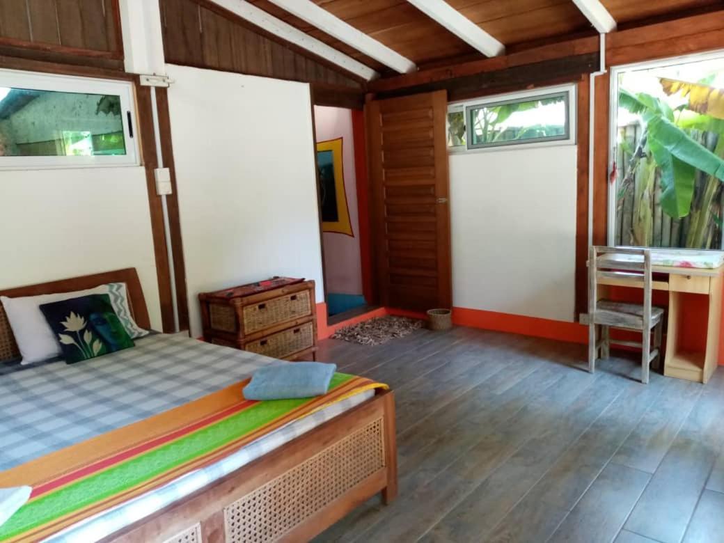 Kokrobite Gardens Restaurant And Guest House Esterno foto