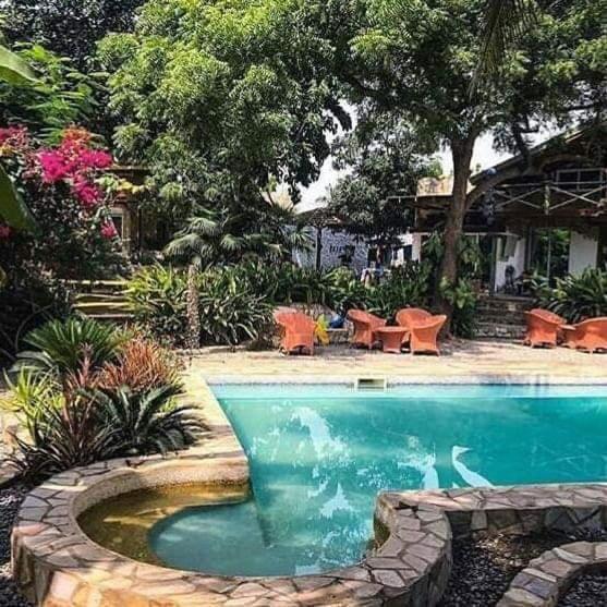 Kokrobite Gardens Restaurant And Guest House Esterno foto