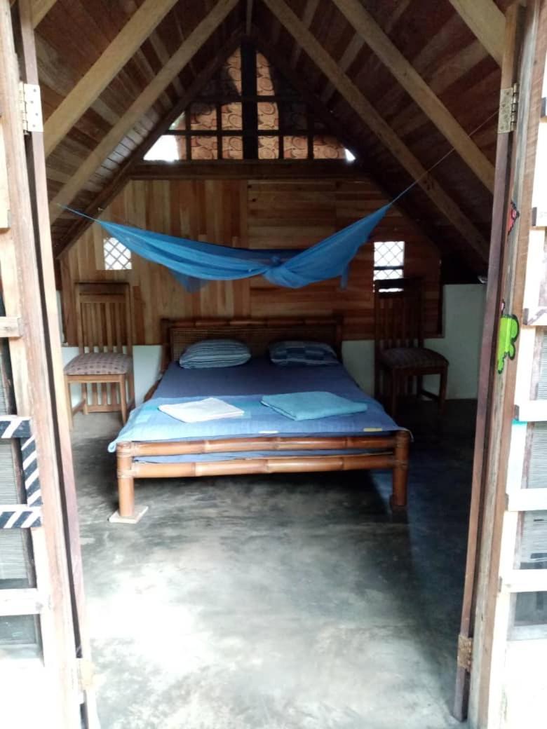 Kokrobite Gardens Restaurant And Guest House Esterno foto